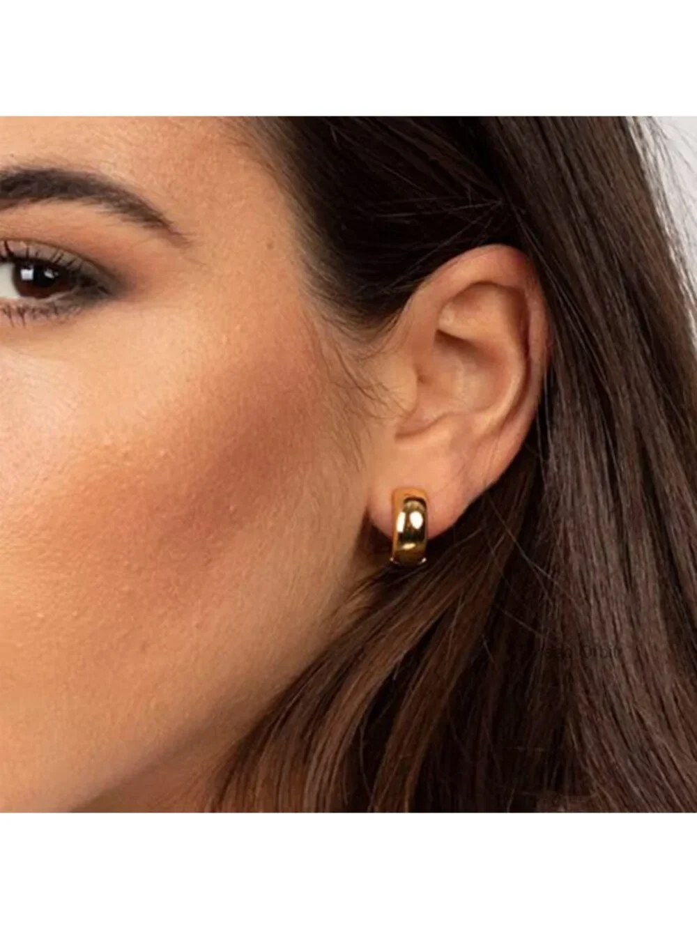 14k Gold Plated Chunky Huggie Hoop Earrings Hypoallergenic for Women Daily Wear